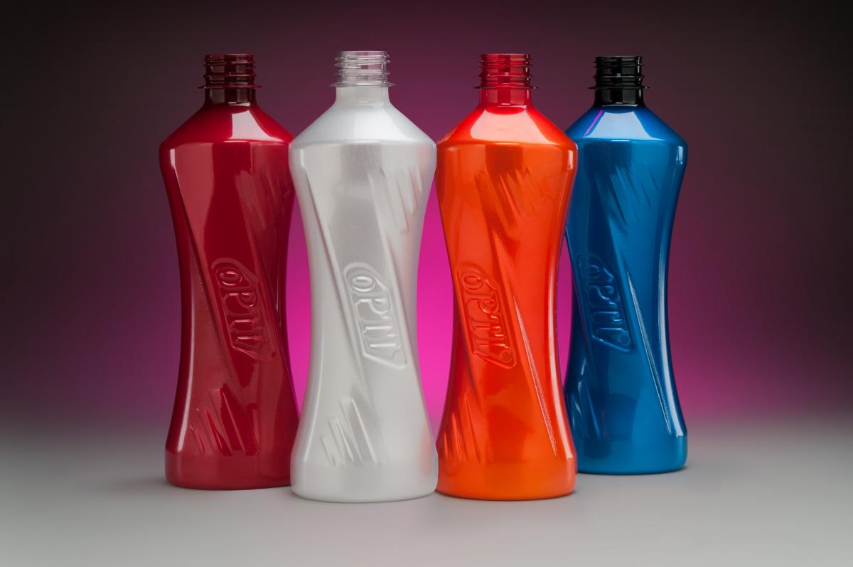 Упаковка pet. Красивые пластиковые бутылки. Разноцветные пластиковые бутылки. Бутылки необычной формы. Необычные бутылки для воды.